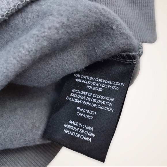 Boy’s Minecraft pullover Sweater. Size: S - Picture 4 of 4